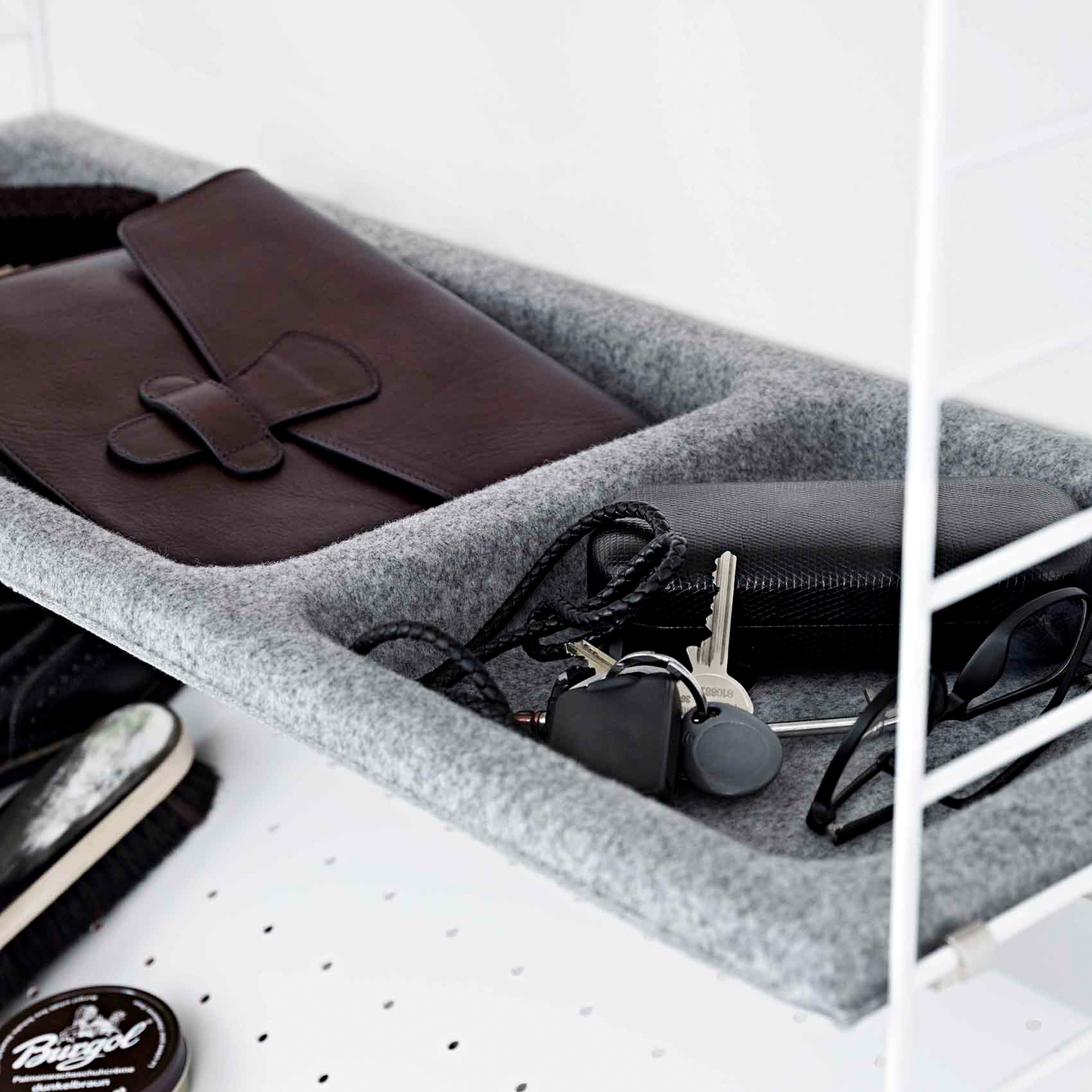 Skålplan filt 78x30, String | Handla förvaring online | Designtorget.se