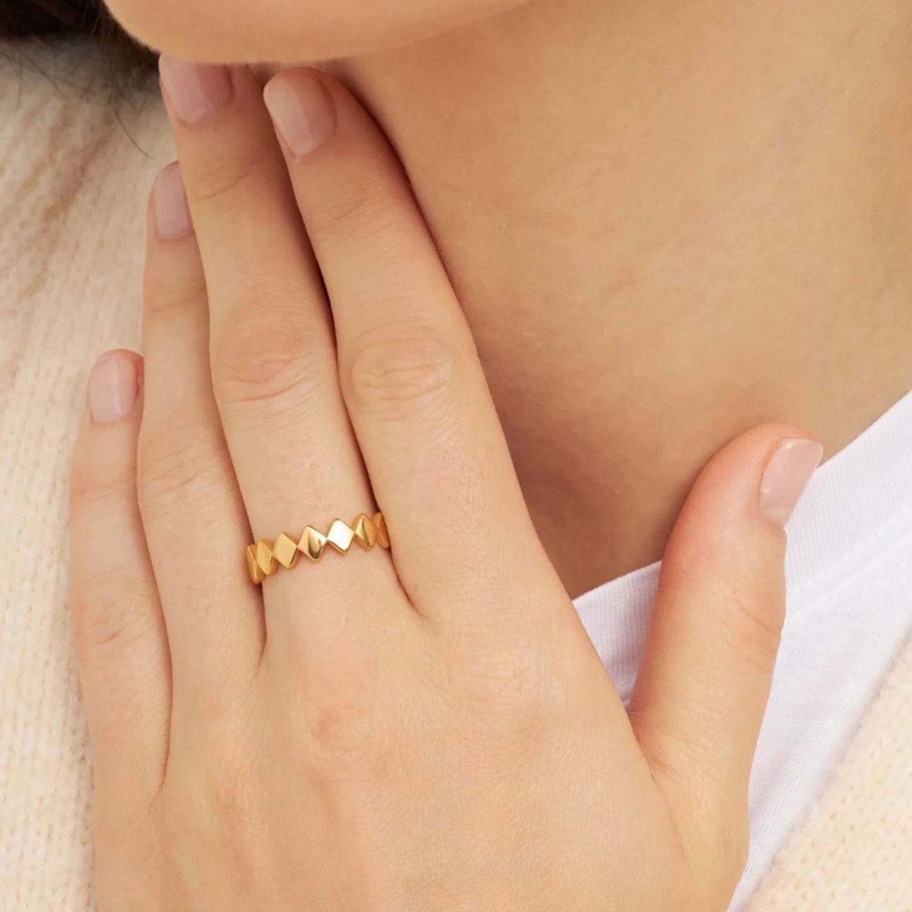 Ring Confetti Guld 17,5 mm