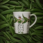 Mugg Elsa Beskow 28cl med handtag, Mrs Broad Bean