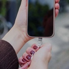Mobilband Hooked Cherry
