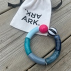 Armband Ark Ester blå/randig 17 cm
