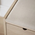 Bänk Hillmond 2 l Vitpigmenterad